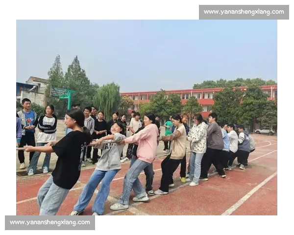 拔河比赛激烈角逐同心协力展团结精神挑战极限拼搏展现团队风采